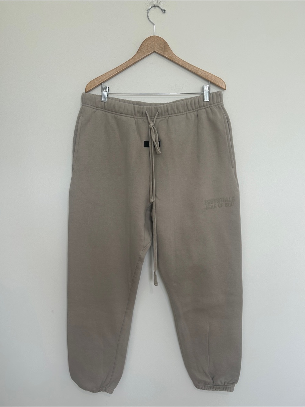 ESSENTIALS Fear Of God Men’s Taupe/Beige Drawstring Sweatpants Size XL